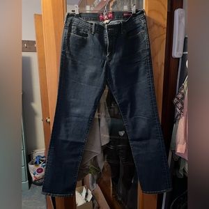 Lucky jeans Sweet’n Straight blue jeans size 10/30